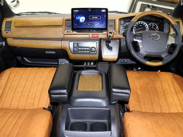 ハイエースバン2.8 スーパーGL ダークプライムII ロング ディーゼル 4WD