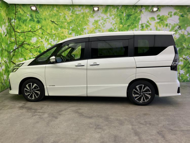 セレナ2.0 ハイウェイスターV