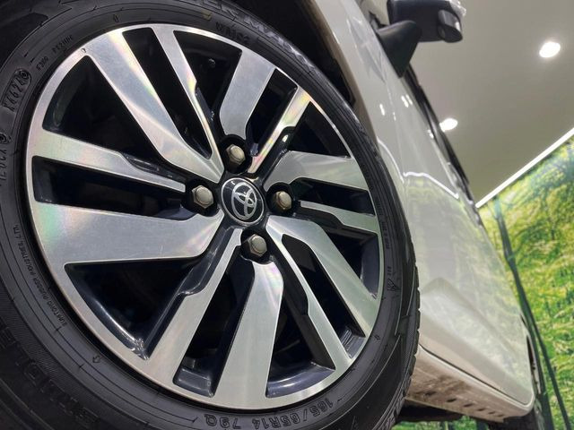 �y����14�C���`�A���~�z�C�[���z�O�ςɃ}�b�`���������A���~�z�C�[���𑕒����Ă���܂��B�e��ЊO�A���~�z�C�[����A�X�^�b�h���X�^�C�����戵�����Ă���܂��B���񂲑��k����������