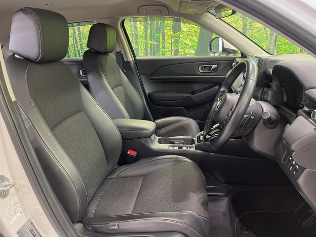 �y�n�[�t���U�[�V�[�g�z�������ƍ���S�n�𗼗������l�C�̃V�[�g���w�ʁE���ʂ̃t�@�u���b�N�f�ނ́A�ʋC���̗ǂ��⊊��ɂ����ɗD��Ă��܂��B�C���╞���ɍ��E���ꂸ���K�ɂ���肢�������܂��B