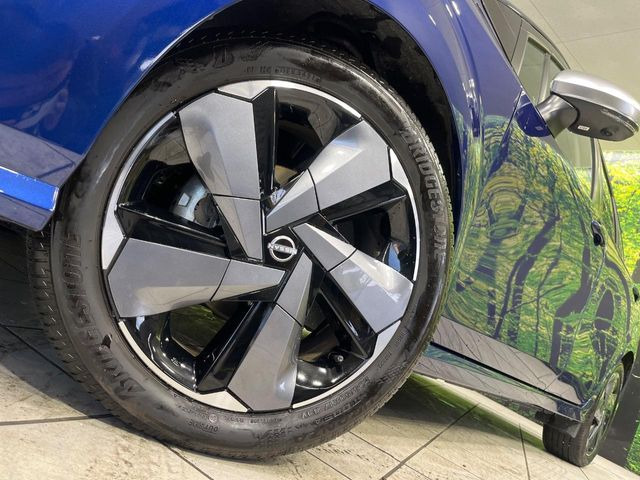 �y����17�C���`�A���~�z�C�[���z�O�ςɃ}�b�`���������A���~�z�C�[���𑕒����Ă���܂��B�e��ЊO�A���~�z�C�[����A�X�^�b�h���X�^�C�����戵�����Ă���܂��B���񂲑��k����������