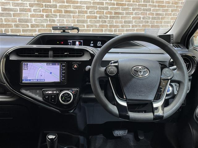 アクア1.5 S スタイルブラック