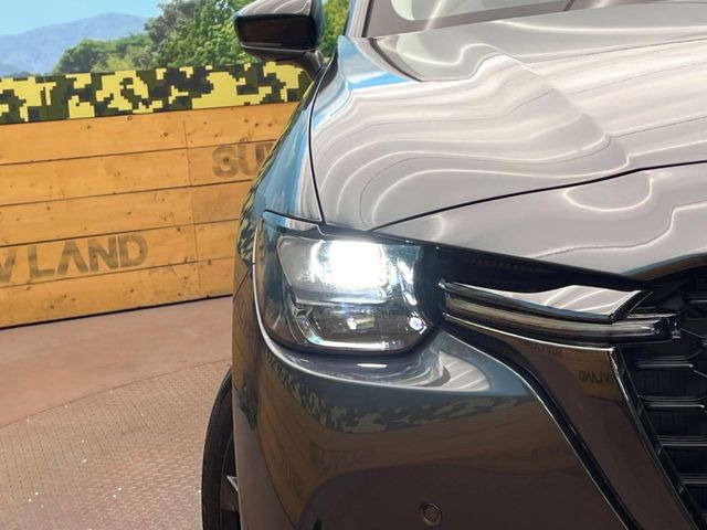 �yLED�w�b�h���C�g�z���V����ԑ��s�����ǍD�Ȏ��E���m�ۂ����S���ĉ^�]�ł��鍂�P�xLED�w�b�h���C�g�𑕔�!�_�����x�������A����d�͂��}�����Ă��܂��B