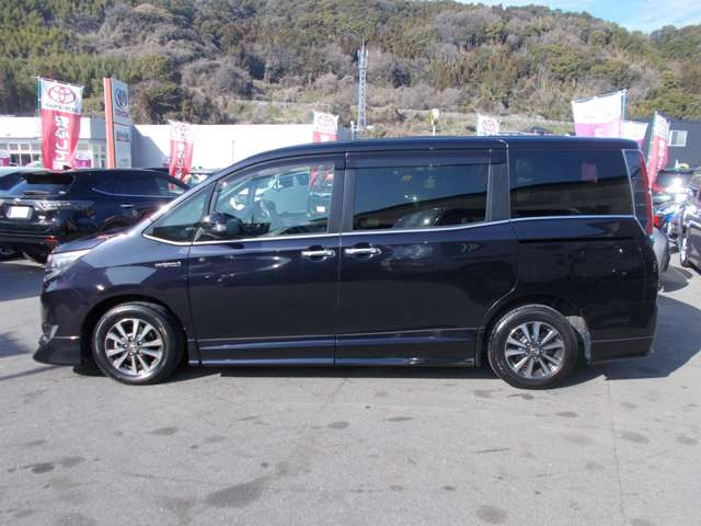 エスクァイアハイブリッド1.8 Gi