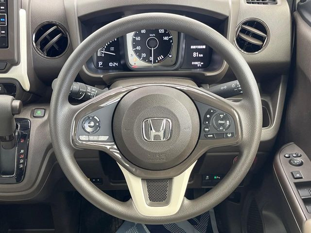 �y�X�e�A�����O�X�C�b�`�z�^�]���A�O������ڐ������炷���ƂȂ��A�I�[�f�B�I���̑��삪�\�ȕ֗��@�\!���S&���K�ȃh���C�u�����o���Ă���܂���