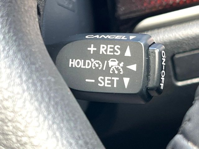 �y���[�_�[�N���[�Y�R���g���[���z�������H�ł̒��������s���y��!!�����ő��x��ۂN���[�Y�R���g���[�����A�Փˌy���V�X�e���ƘA�g���A�O���̎ԗ������m���ĎԊԂ�ۂ悤�ɑ��x���߂��Ă���܂�!!