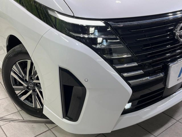�yLED�w�b�h���C�g�z���V����ԑ��s�����ǍD�Ȏ��E���m�ۂ����S���ĉ^�]�ł��鍂�P�xLED�w�b�h���C�g�𑕔�!�_�����x�������A����d�͂��}�����Ă��܂��B