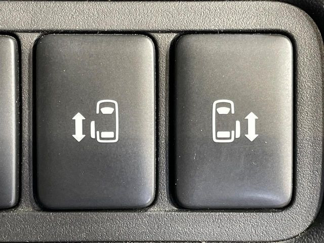 �y�����p���[�X���C�h�h�A�z�X�}�[�g�L�[��^�]�Ȃ̃X�C�b�`�Ō�ȗ����X���C�h�h�A�̊J���\���d��������͂����ăh�A���J����K�v�������A�����Ȃ��q�l�ł��ȒP�ɊJ���߂ł����K�ł���