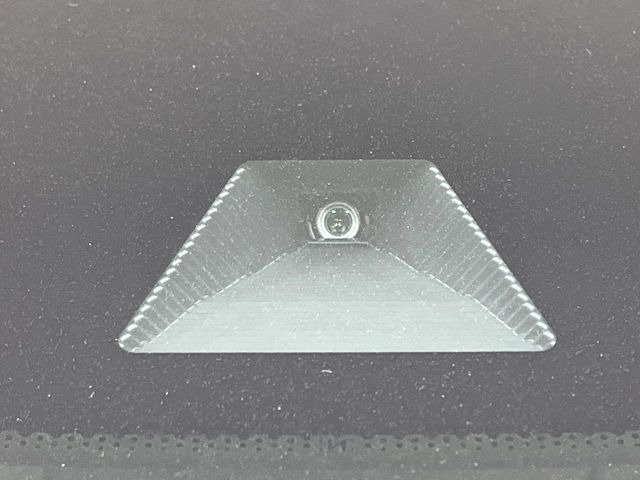 �y�z���_�Z���V���O�z���s���ɑO���̎ԗ�����F�����A�Փ˂������Ȏ��͌x��ƃu���[�L�ŏՓˉ���Ɣ�Q�y�����A�V�X�g�B�����S�Ƀh���C�u�����y���݂��������܂��B