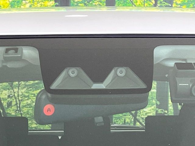 �y�X�}�[�g�A�V�X�g�z���s���ɑO���̎ԗ�����F�����A�Փ˂������Ȏ��͌x��ƃu���[�L�ŏՓˉ���Ɣ�Q�y�����A�V�X�g�B�����S�Ƀh���C�u�����y���݂��������܂��B