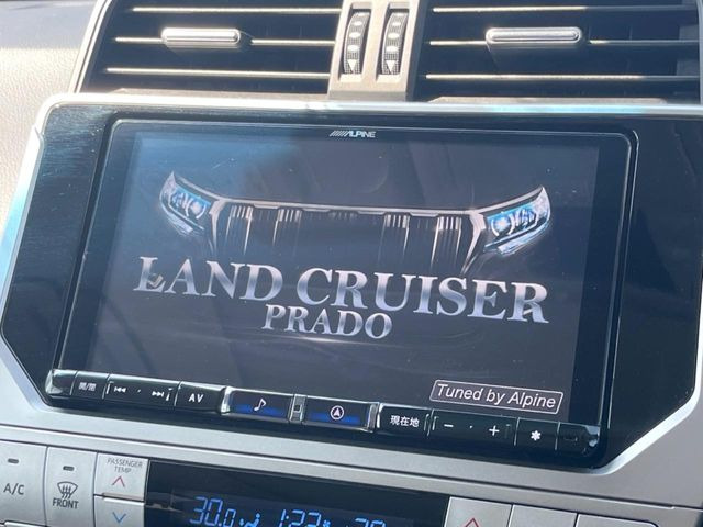 �yBIG-X9�C���`�i�r�z�l�C�̑���BIG-X�i�r�𑕔��B��p�݌v�Ŏԓ��̕��͋C�Ƀ}�b�`!�i�r���p���̃}�b�v�\���͌��₷���A�e���r��DVD�͗Տꊴ���A�b�v!�����̃h���C�u���O�b�Ɗy�����Ȃ�܂���