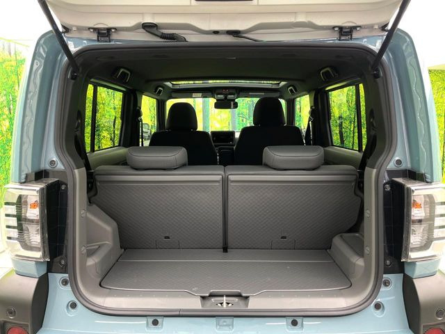 ���i�̂���������ʋ΁A���}���ɏ\���ȉ׎��X�y�[�X���m�ۂ��Ă���܂��B�Z�J���h�V�[�g��|���ƁA�傫�ȉו��̐ύڂ��\�ł���