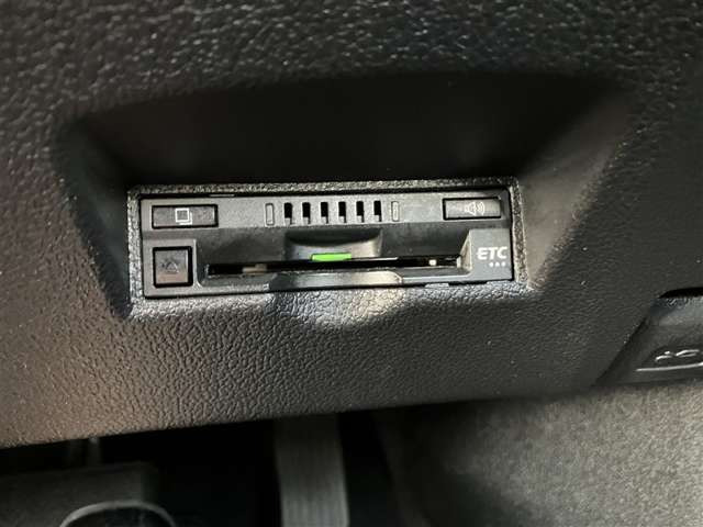 プリウス1.8 S セーフティ プラス