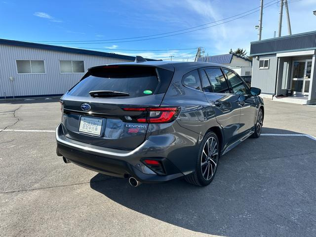 レヴォーグ1.8 STI スポーツ EX 4WD