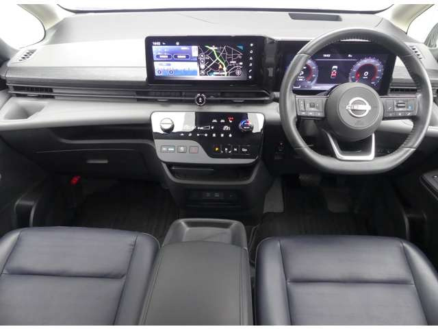 セレナ1.4 e-POWER ルキシオン