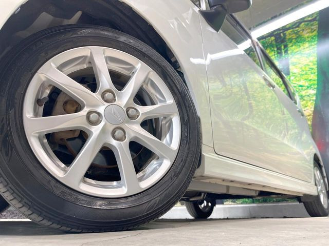 �y����14�C���`�A���~�z�C�[���z�O�ςɃ}�b�`���������A���~�z�C�[���𑕒����Ă���܂��B�e��ЊO�A���~�z�C�[����A�X�^�b�h���X�^�C�����戵�����Ă���܂��B���񂲑��k����������