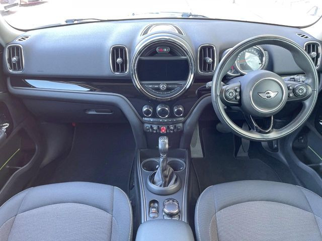 �A���ԃO���[�v���݌ɐ���2,000��!�S���̌n��X���烁�[�J�[�E�Ԏ��킸���Љ�o����̂ŁA���Ȃ��Ƀs�b�^���̂��Ԃ�������͂��ł���܂��͂��₢���킹��������