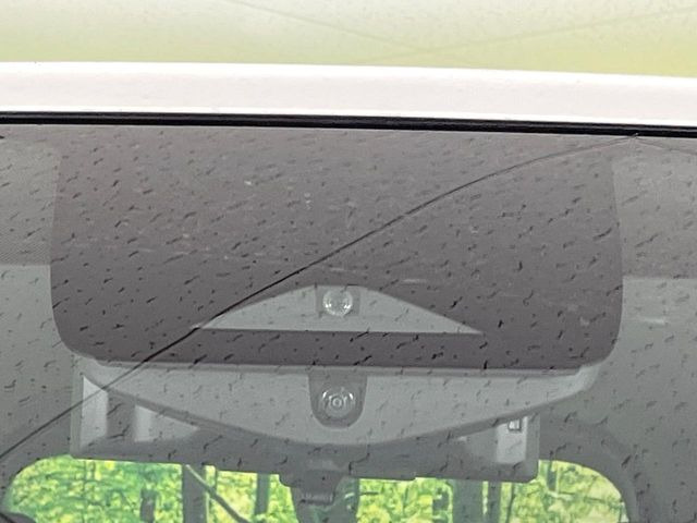 �y�C���e���W�F���g�G�}�[�W�F���V�[�u���[�L�z�t�����g�J�����őO���̎ԗ�����s�҂����m�B�Փ˂������Ȏ��͏Փ˔�Q�y���u���[�L���쓮�A�Փˉ�����T�|�[�g�B�����S�Ƀh���C�u�����y���݂��������܂��B