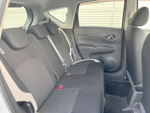 �L�X�Ƃ���2��ڃV�[�g�͋��Z���������A���S�n�����K!�F�B��Ƒ��Ƃ̂��o�����ɂ҂�����ł��B�x�r�[�V�[�g��`���C���h�V�[�g�g�p�������K�ɂ��߂�������������\���ȋ�Ԃ��m�ۂ��Ă��܂��B