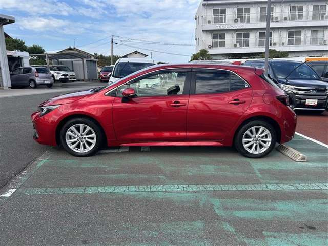 カローラスポーツ1.8 ハイブリッド G