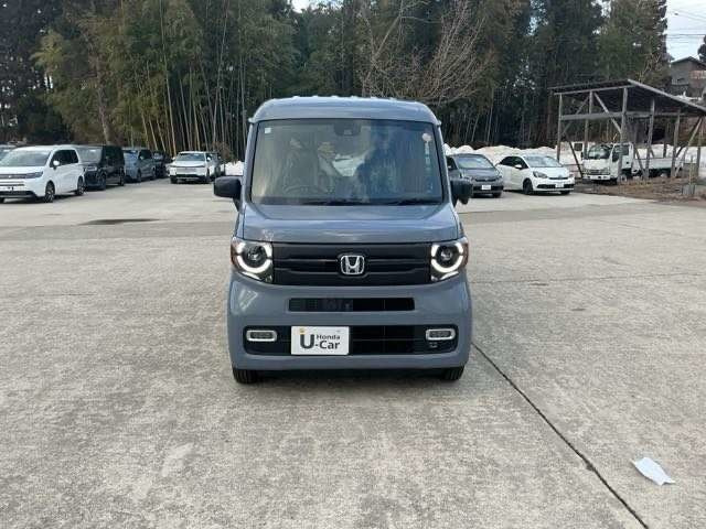 N-VANファン スタイル+ ネイチャー 4WD