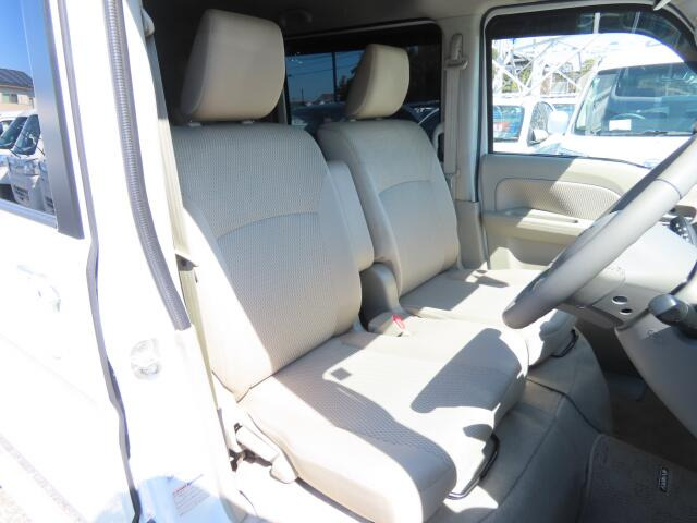 �t�����g�V�[�g����ԗǍD�ł���B�傫�ȉ�����Ȃ��A���S�ł��B����S�n�������ł���B