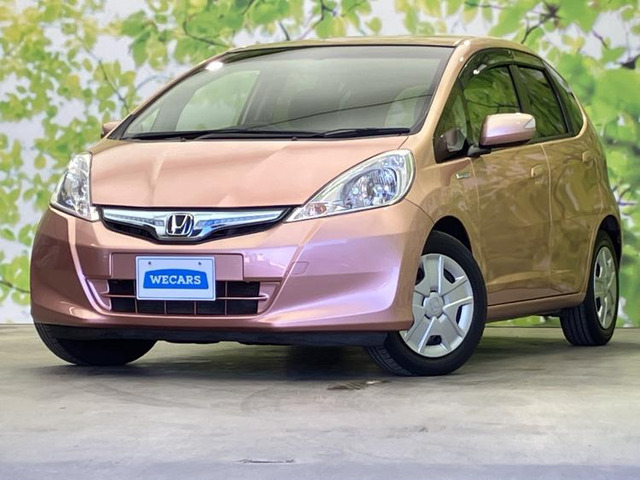 フィットハイブリッド1.3 シーズ ファインスタイル