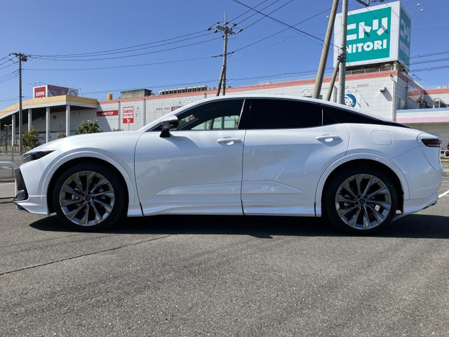 クラウンクロスオーバー2.5 G アドバンスト レザー パッケージ E-Four 4WD