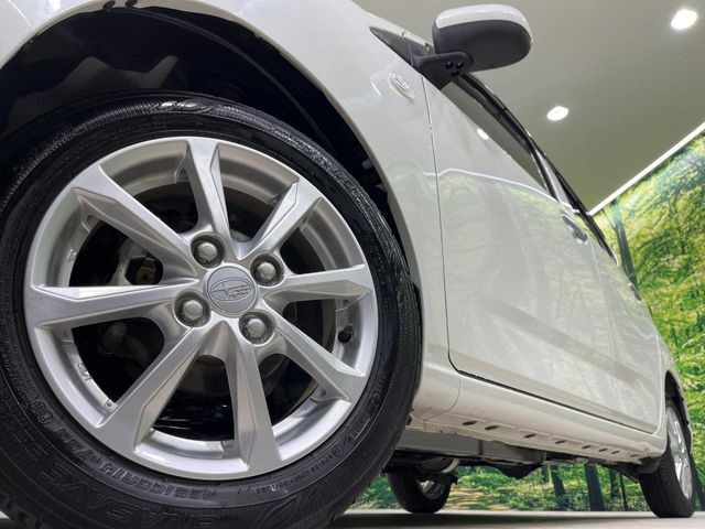 �y����14�C���`�A���~�z�C�[���z�O�ςɃ}�b�`���������A���~�z�C�[���𑕒����Ă���܂��B�e��ЊO�A���~�z�C�[����A�X�^�b�h���X�^�C�����戵�����Ă���܂��B���񂲑��k����������