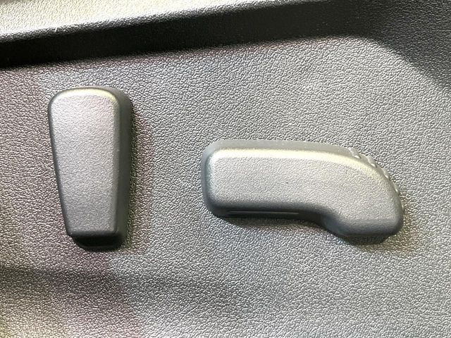 �y�p���[�V�[�g�z�X�C�b�`��ŊȒP�ɃV�[�g�̔��������\!�d��������͂�����܂���!���K�ȃV�[�g�|�W�V�����ɃZ�b�g���āA���K�ȃh���C�u�����y���݂��������B