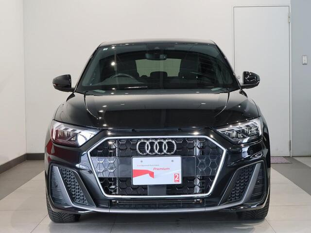 A1スポーツバック35 TFSI Sライン