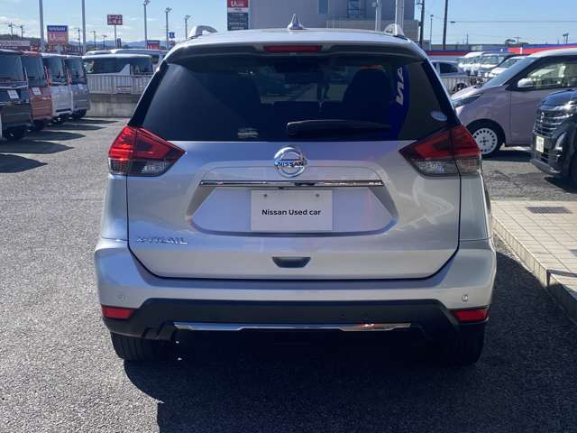 エクストレイル2.0 20Xi