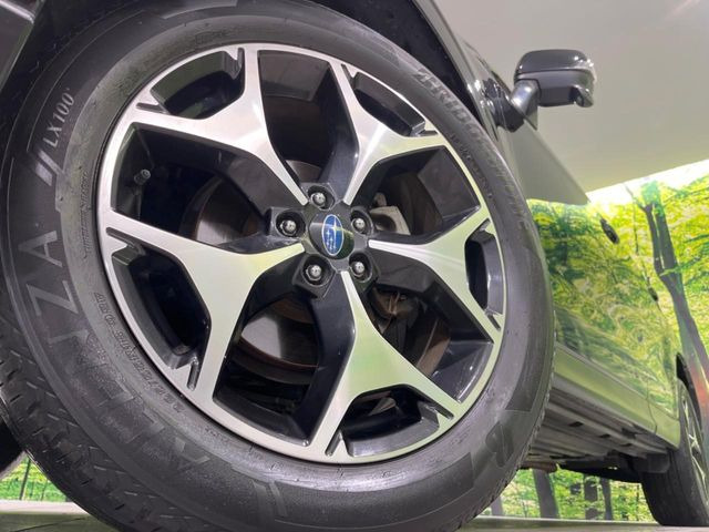 �y�����A���~�z�C�[���z�O�ςɃ}�b�`���������A���~�z�C�[���𑕒����Ă���܂��B�e��ЊO�A���~�z�C�[����A�X�^�b�h���X�^�C�����戵�����Ă���܂��B���񂲑��k����������