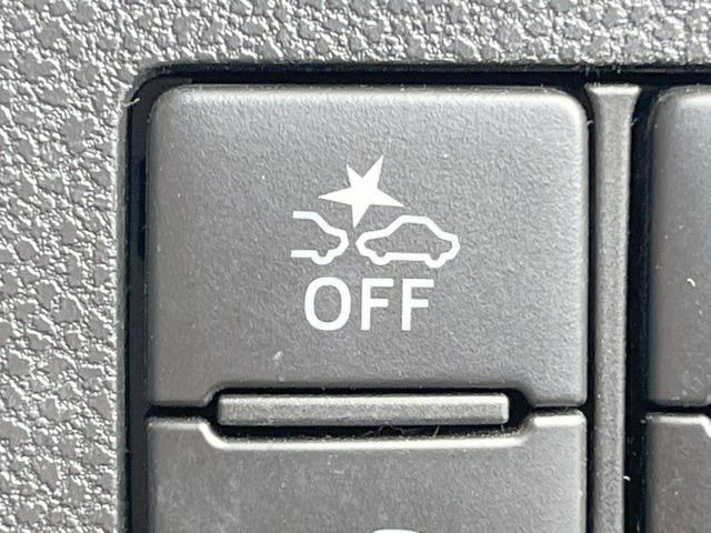 �y�X�}�[�g�A�V�X�g�z���s���ɑO���̎ԗ�����F�����A�Փ˂������Ȏ��͌x��ƃu���[�L�ŏՓˉ���Ɣ�Q�y�����A�V�X�g�B�����S�Ƀh���C�u�����y���݂��������܂��B