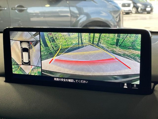 �y360&deg;�r���[���j�^�[�z��p�̃J�����ɂ��A�ォ�猩���낵���悤�Ȏ��_��360�x�N���}�̎��͂��m�F���邱�Ƃ��ł��܂������p�������m�F���₷���A�����ꏊ�ł̐؂�Ԃ��⒓�Ԃ��X���[�Y�ɍs���܂��B