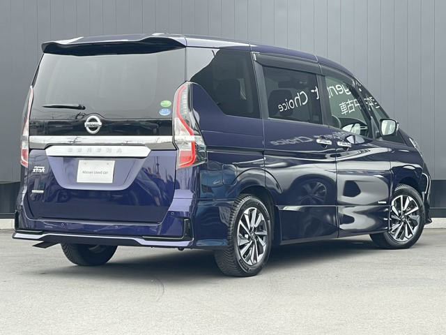 セレナ2.0 ハイウェイスターV