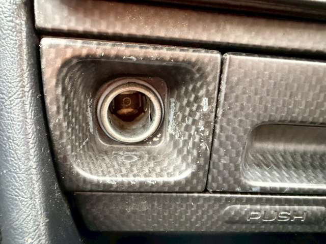 �C�ɂȂ邨�Ԃ�����܂�����E�̓d�b�ԍ����璼�ڂ��X�ɂ��₢���킹���������B�x�����@����ԗ����A��Ԃ܂łȂ�ł������������Ē����܂��B�X�^�b�t�ꓯ���A�����҂����Ă���܂��B