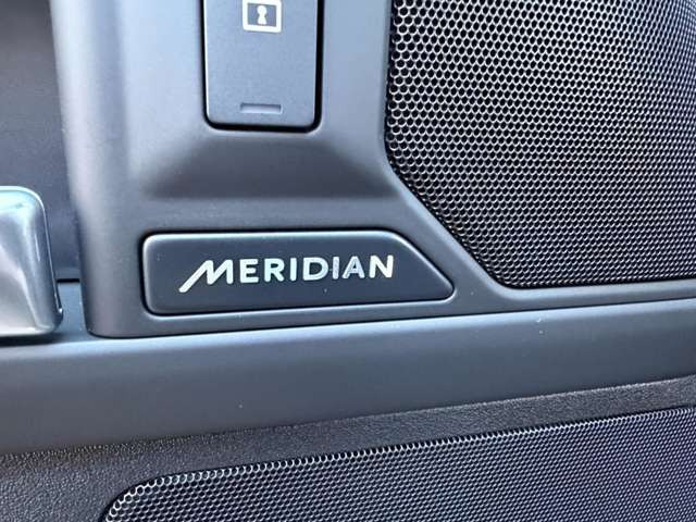 �����f�B�A���T�E���h�V�X�e��(10�X�s�[�J�[�E400W�A���v����)