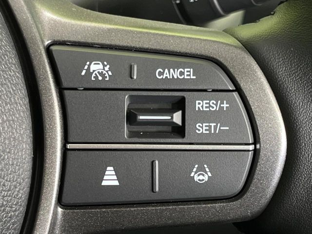 �y�A�_�v�e�B�u�N���[�Y�R���g���[���z�������H�ł̒��������s���y��!!�����ő��x��ۂN���[�Y�R���g���[�����A�Փˌy���V�X�e���ƘA�g���A�O���̎ԗ������m���ĎԊԂ�ۂ悤�ɑ��x���߂��Ă���܂�!!