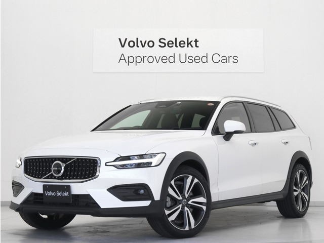 V60クロスカントリーアルティメット B5 AWD 4WD