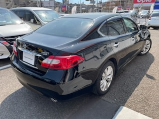 フーガ3.7 370GT FOUR 4WD