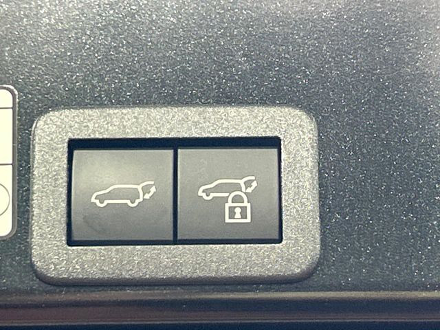 �y�p���[�o�b�N�h�A�z�X�}�[�g�L�[��^�]�Ȃ̃{�^�������������Ń��A�Q�[�g�������ŊJ���܂�!�ו��������Ă��鎞��A�����ʒu�ɂ���o�b�N�h�A��߂�ۂɕ֗��ȋ@�\�ł���