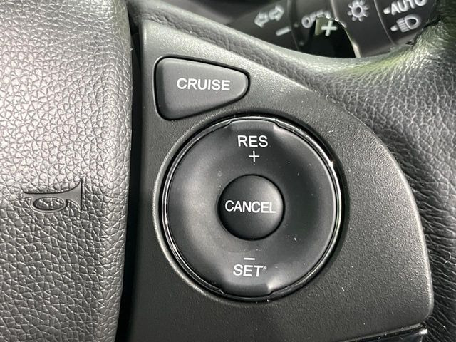 �y�N���[�Y�R���g���[���z�������H�����N���N���s�B�A�N�Z���𗣂��Ă���葬�x�ő��s���ł��A�������^�]���̕��S���y��!�����E�������ȒP�ȃX�C�b�`����Œ����ł��܂��B