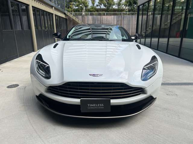 DB11V8