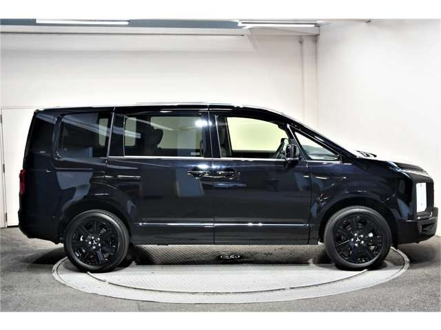 デリカD:52.2 ブラック エディション 4WD