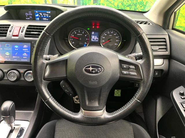 �y�����v�����X�e�A�����O�z�㎿�Ȋv���g�p���邱�ƂŁA��ɂ����������݂ƂĂ��^�]���₷���n���h���ł���