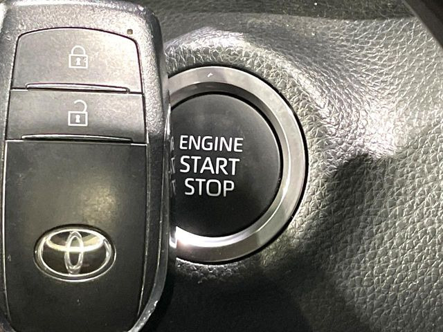 �y�X�}�[�g�L�[�z�J�o����|�P�b�g�ɓ��ꂽ�܂܂ł��h�A�̎{���E�������\�ȃX�}�[�g�L�[�𑕔��B�G���W���̃I���E�I�t�����J�M�����o���K�v����������Ƃ��Ă��֗��ł���