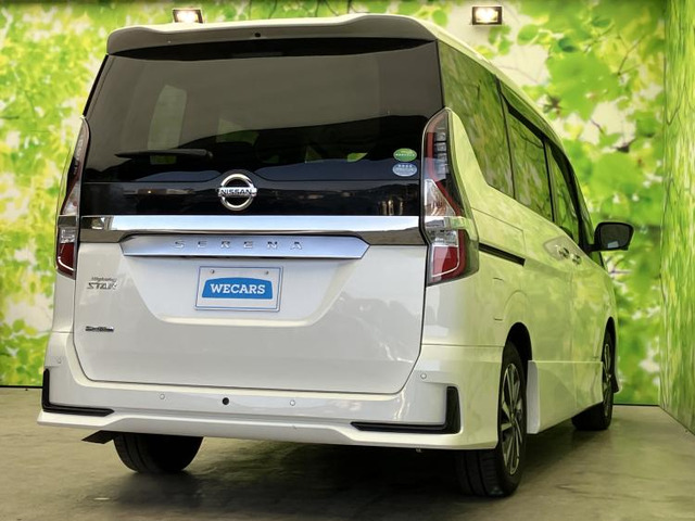 セレナ2.0 ハイウェイスターV