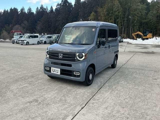 N-VANファン スタイル+ ネイチャー 4WD