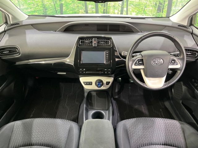 プリウス1.8 S セーフティ プラス